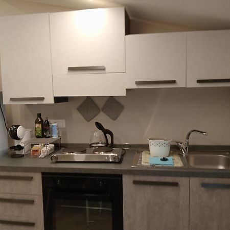 Casa Di Irene Apartment เรจโจเอมิเลีย ภายนอก รูปภาพ