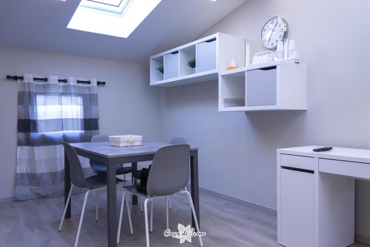 Casa Di Irene Apartment เรจโจเอมิเลีย ภายนอก รูปภาพ
