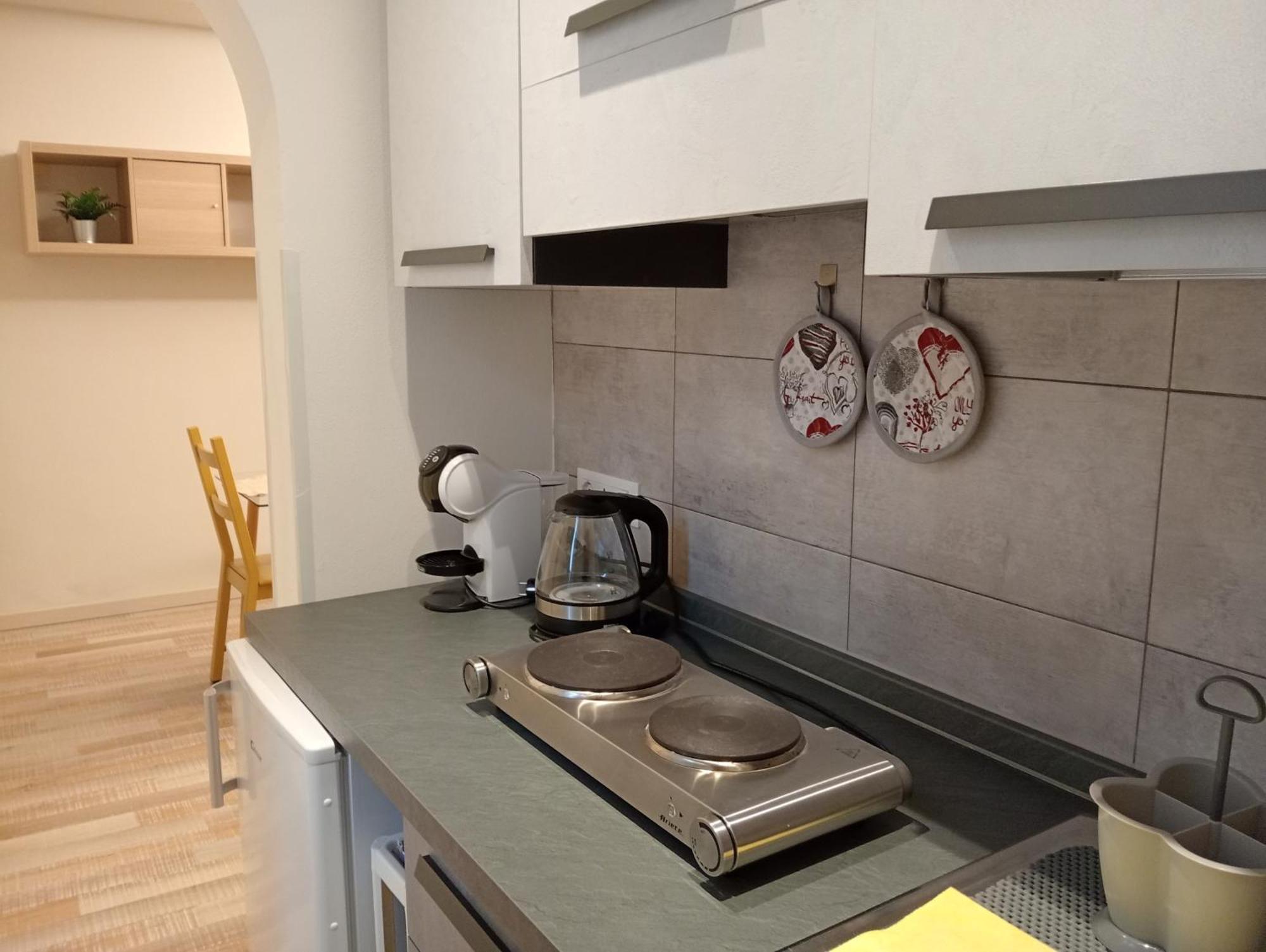 Casa Di Irene Apartment เรจโจเอมิเลีย ภายนอก รูปภาพ